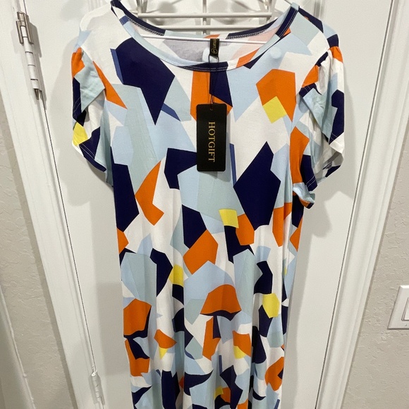 Short Sleeve Sundress with Pockets - Picture 2 of 6